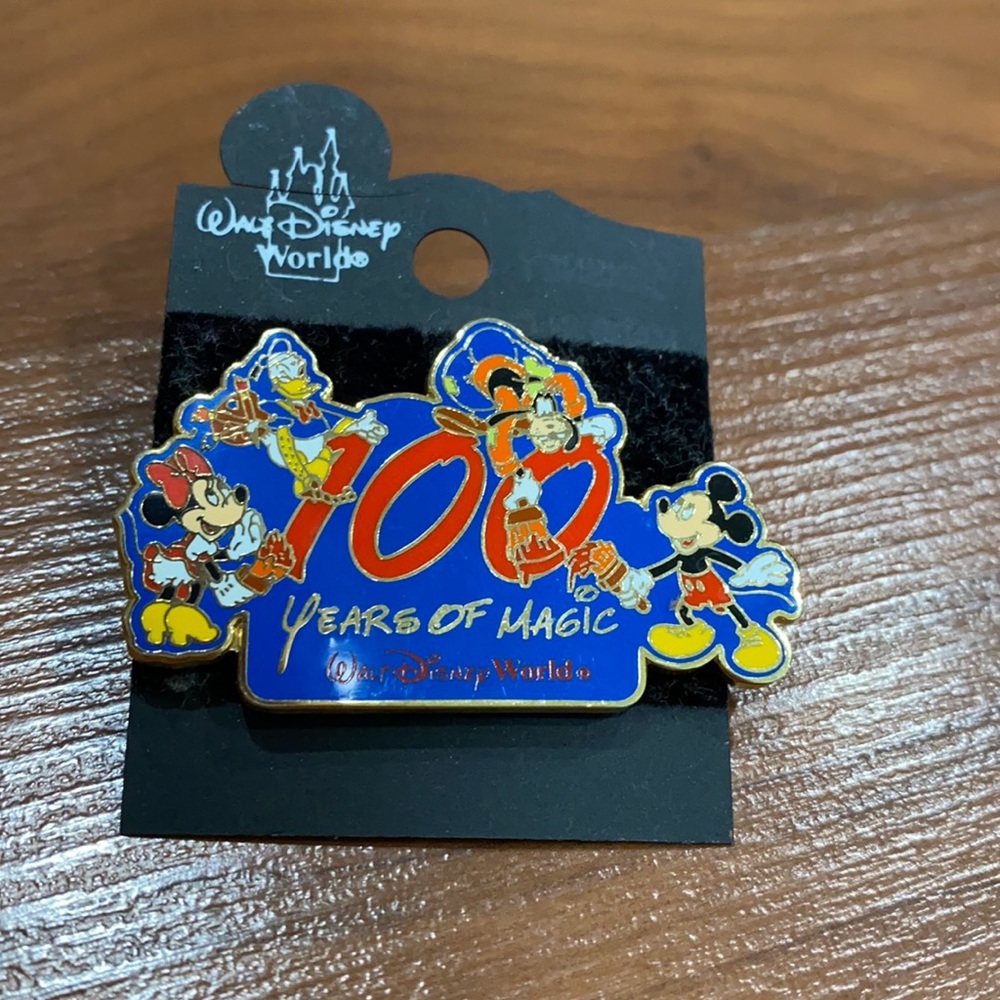 New Disney 100 years of Magic pin